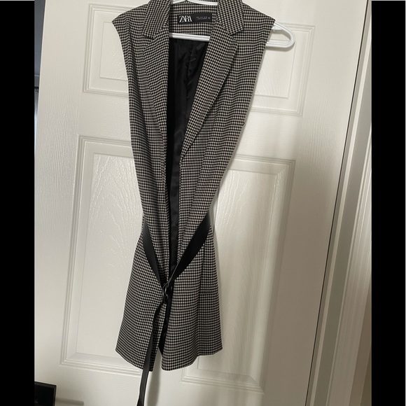 Zara- Open vest blazer with belt - Picture 1 of 1